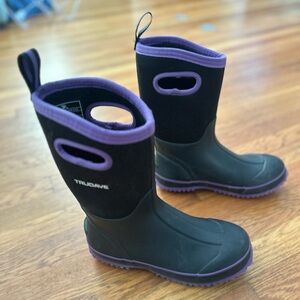 Women's Black and Purple Winter Neoprene Boots